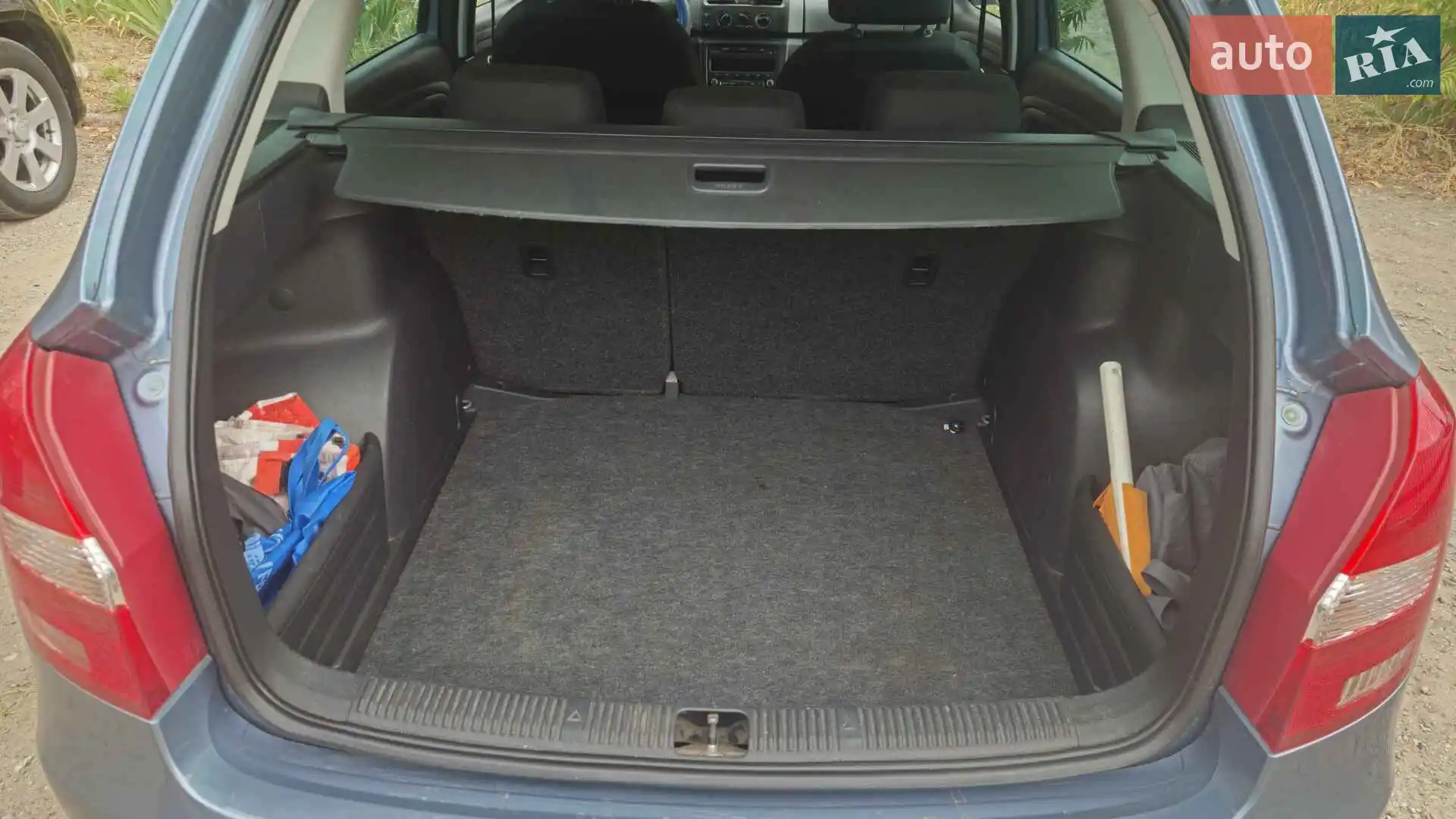 2011 Skoda Fabia - мініатюра 9