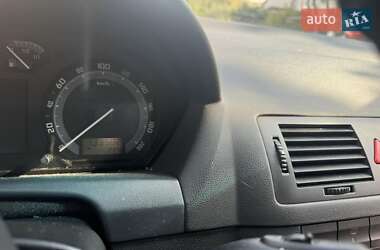 Хэтчбек Skoda Fabia 2005 в 
