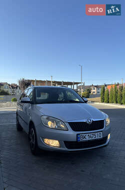 Універсал Skoda Fabia 2013 в Рівному