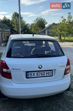Хэтчбек Skoda Fabia 2013 в 