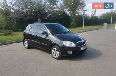 Хетчбек Skoda Fabia 2009 в Любомлі