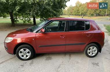 Хэтчбек Skoda Fabia 2007 в 
