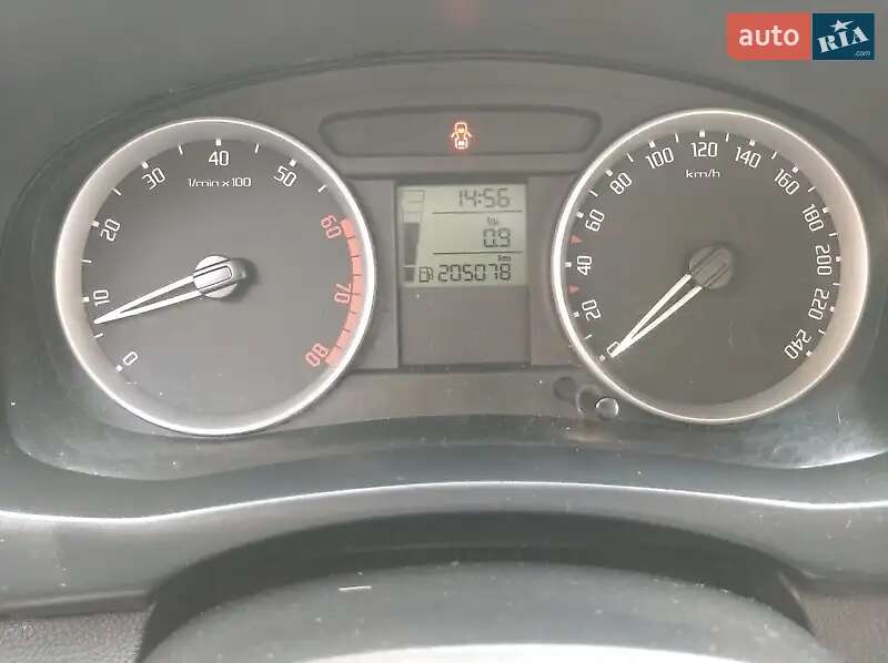 Хэтчбек Skoda Fabia 2008 в Львове