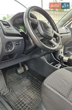 Хэтчбек Skoda Fabia 2011 в 