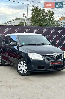 Хэтчбек Skoda Fabia 2009 в Сумах