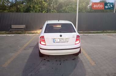 Хэтчбек Skoda Fabia 2006 в 
