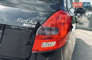 Хэтчбек Skoda Fabia 2009 в 