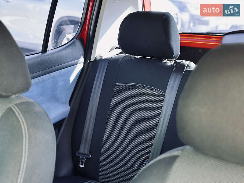 Хэтчбек Skoda Fabia 2009 в Кременчуге