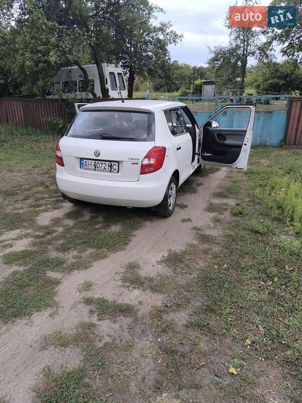 Хетчбек Skoda Fabia 2011 в Павлограді