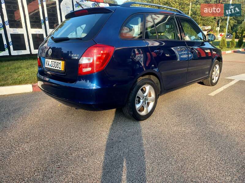 Універсал Skoda Fabia 2009 в Львові