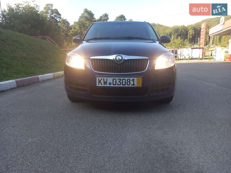 Універсал Skoda Fabia 2009 в Львові
