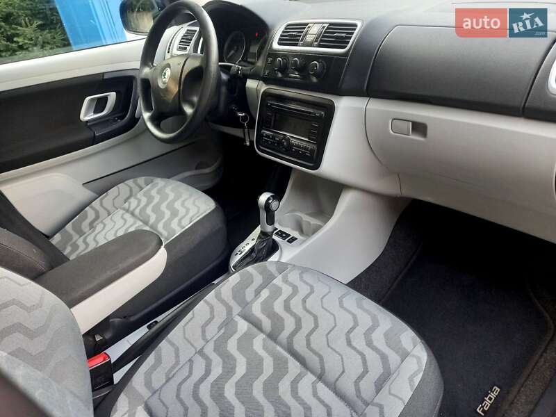 Універсал Skoda Fabia 2009 в Львові