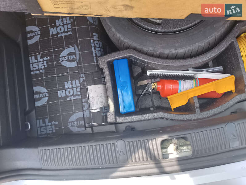 Универсал Skoda Fabia 2014 в Славуте