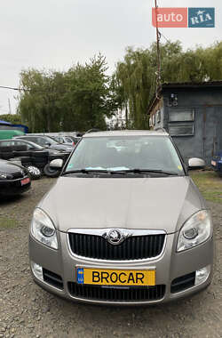 Универсал Skoda Fabia 2009 в Луцке