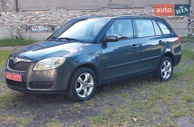 Универсал Skoda Fabia 2009 в 