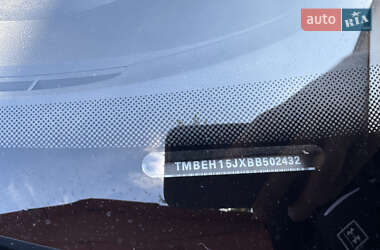 Хэтчбек Skoda Fabia 2011 в 