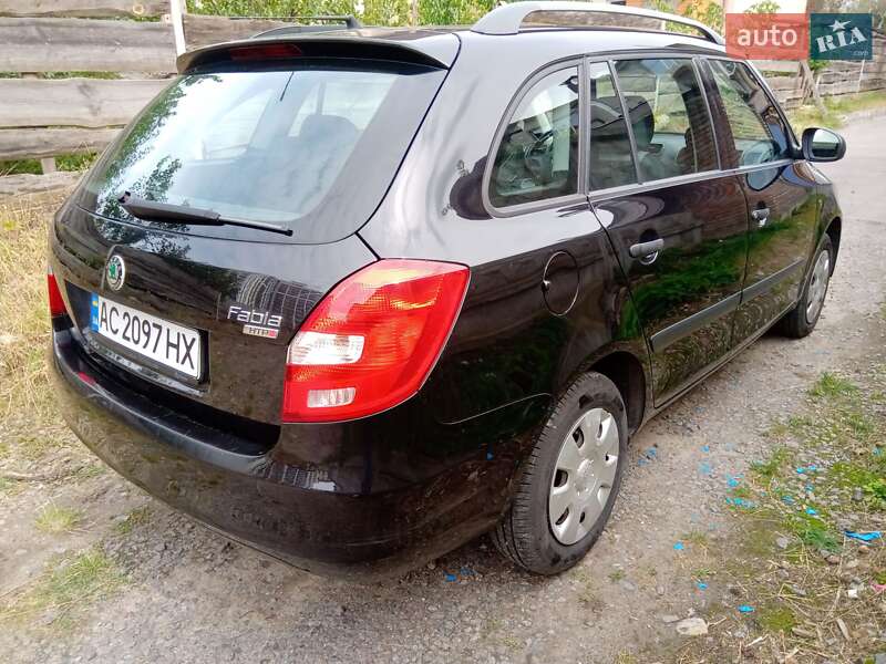 Универсал Skoda Fabia 2009 в Луцке