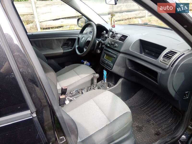 Универсал Skoda Fabia 2009 в Луцке