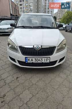 Хэтчбек Skoda Fabia 2012 в Киеве
