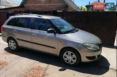 Універсал Skoda Fabia 2012 в Сумах