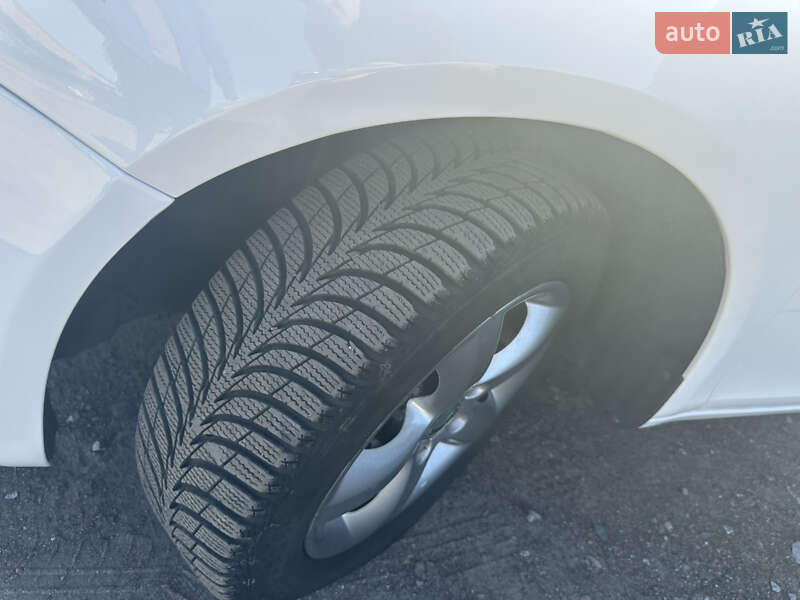 Універсал Skoda Fabia 2012 в Ніжині