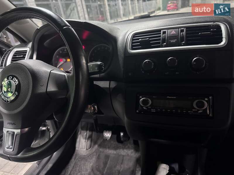 Універсал Skoda Fabia 2008 в Дніпрі