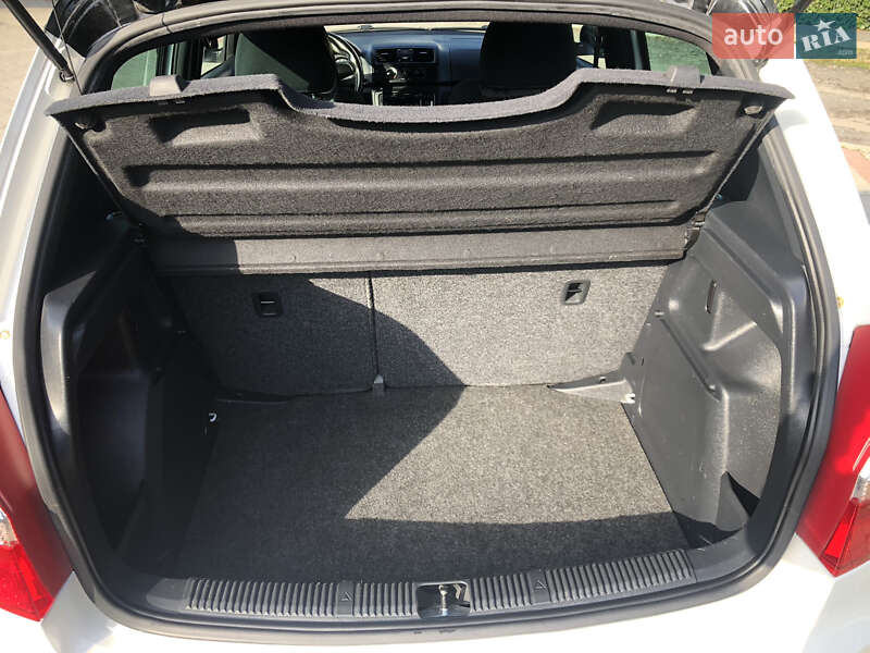 Хэтчбек Skoda Fabia 2012 в Луцке фото 12 Хэтчбек Skoda Fabia 2012 в Луцке