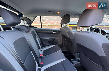 Хэтчбек Skoda Fabia 2015 в 