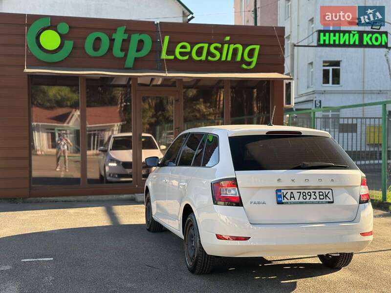 Универсал Skoda Fabia 2020 в Киеве
