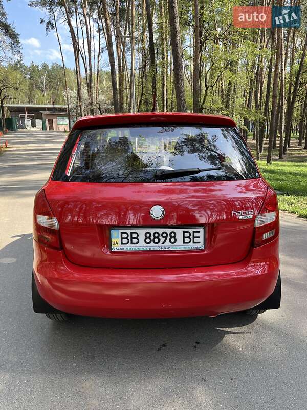 Хетчбек Skoda Fabia 2008 в Києві