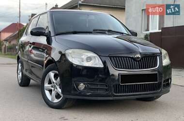Хэтчбек Skoda Fabia 2008 в 