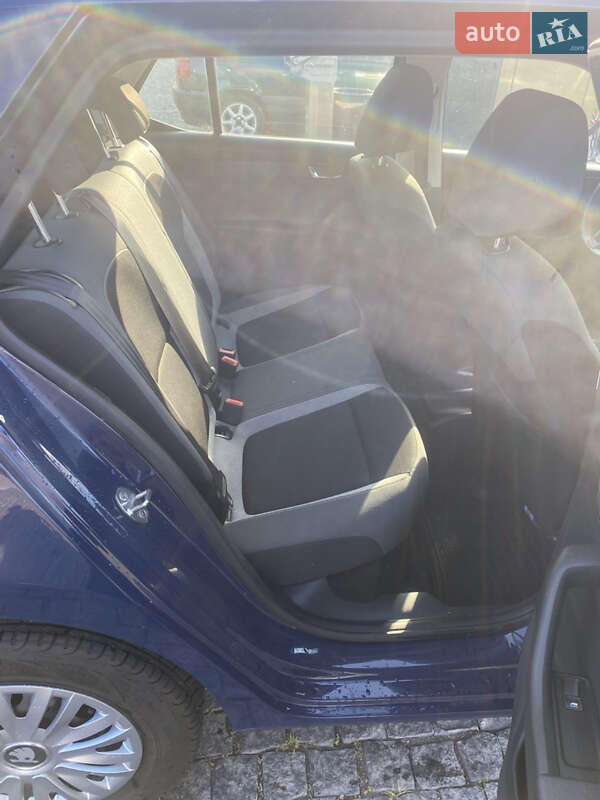 Хэтчбек Skoda Fabia 2016 в Киеве