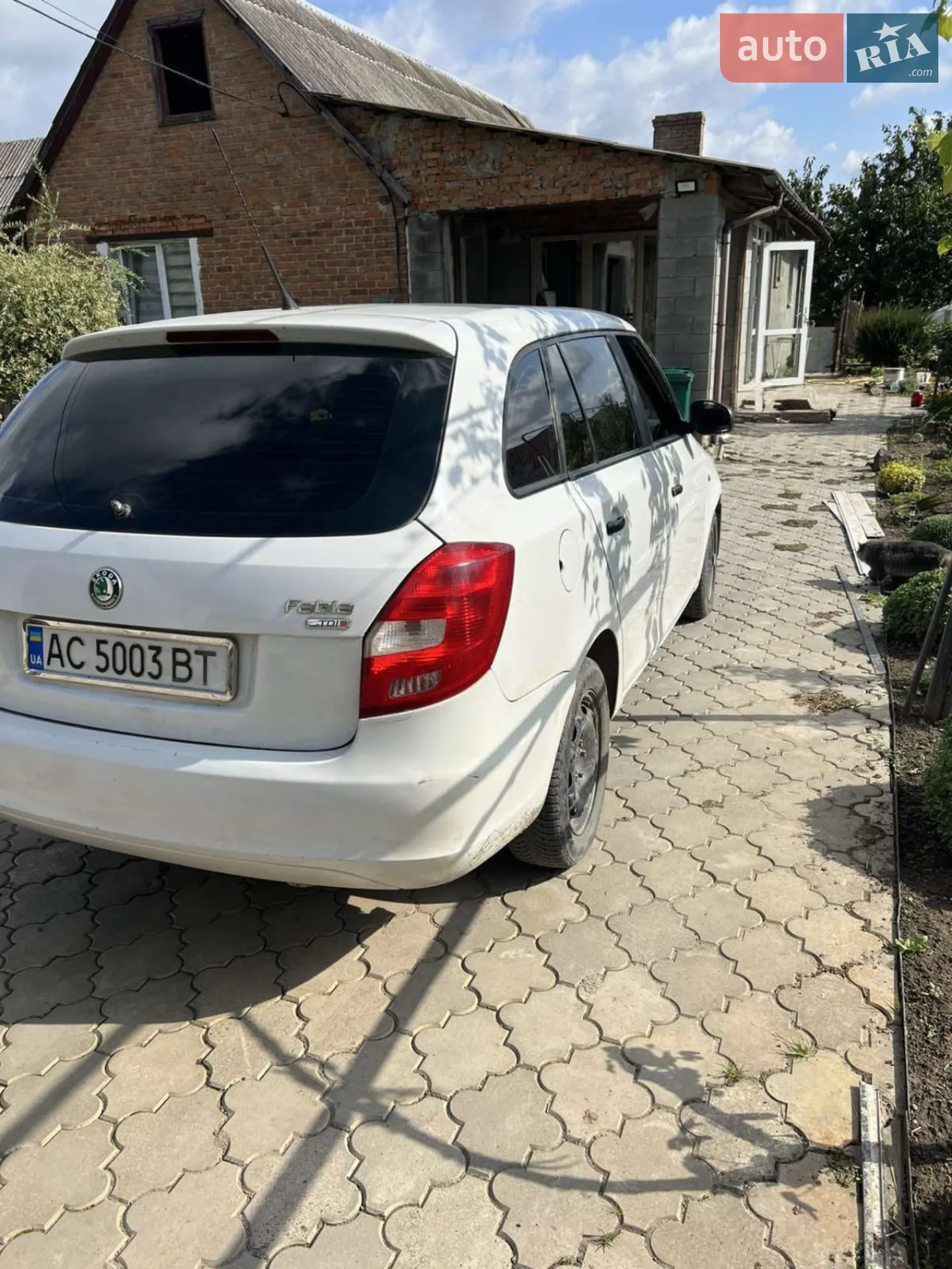 2010 Skoda Fabia - мініатюра 8