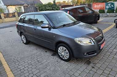 Универсал Skoda Fabia 2009 в Луцке