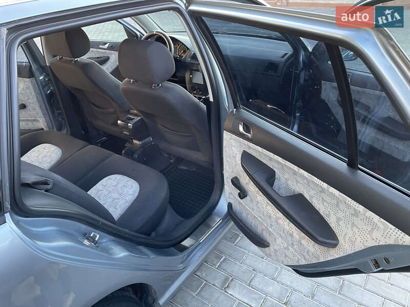 Універсал Skoda Fabia 2002 в Покрові