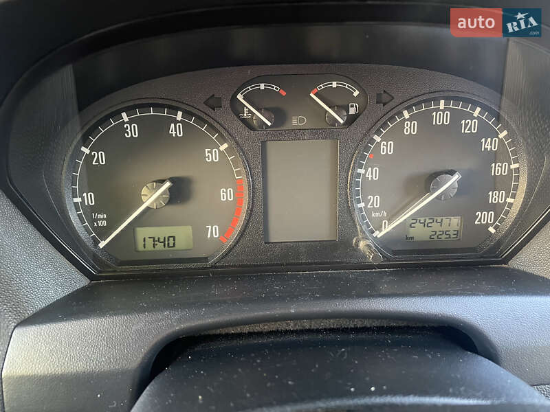 Універсал Skoda Fabia 2002 в Покрові