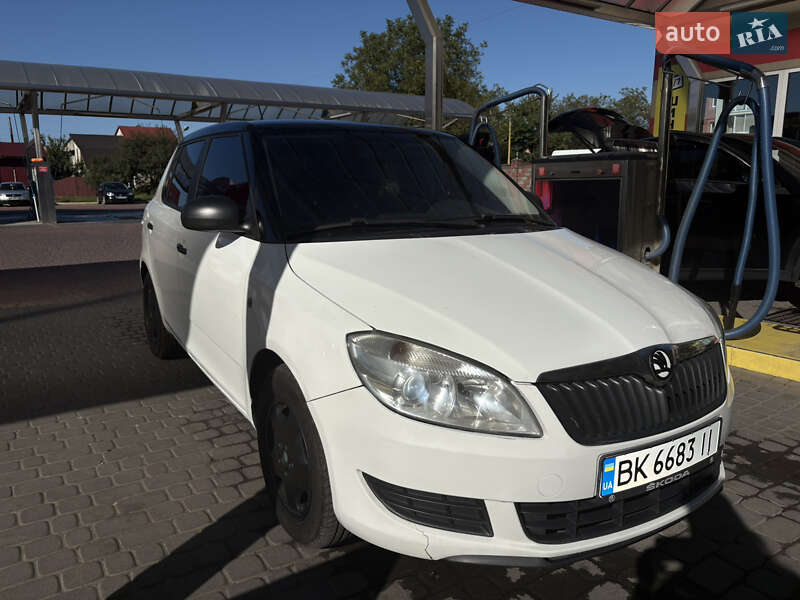 Skoda Fabia 2011
