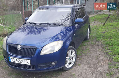 Хэтчбек Skoda Fabia 2008 в Днепре