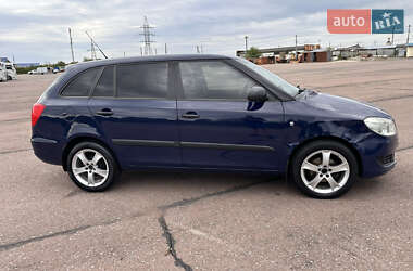 Універсал Skoda Fabia 2012 в Ужгороді