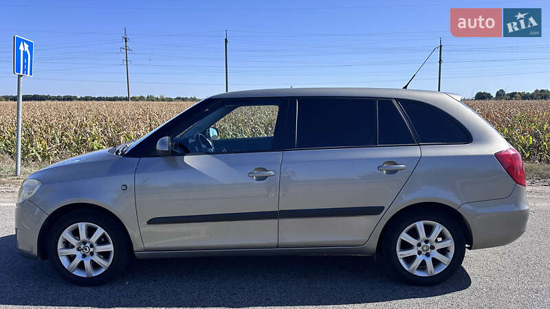 Универсал Skoda Fabia 2008 в Харькове