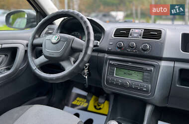 Хэтчбек Skoda Fabia 2010 в 