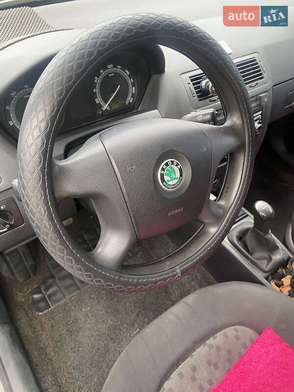 Хетчбек Skoda Fabia 2007 в Макарові