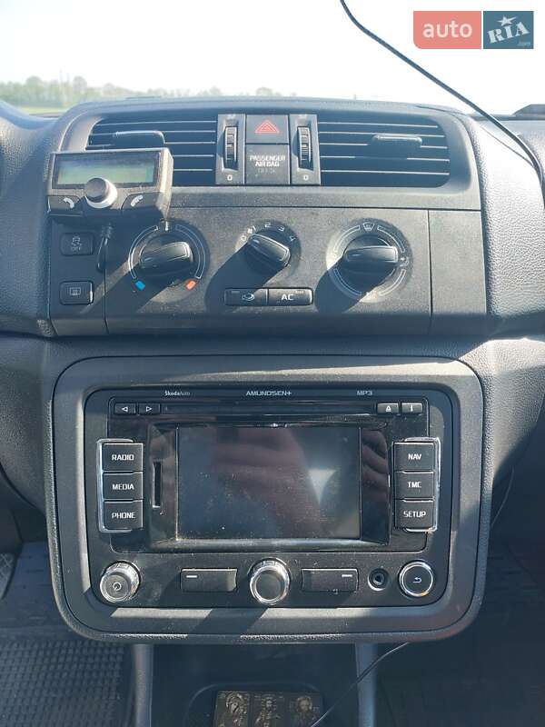 Універсал Skoda Fabia 2011 в Полтаві