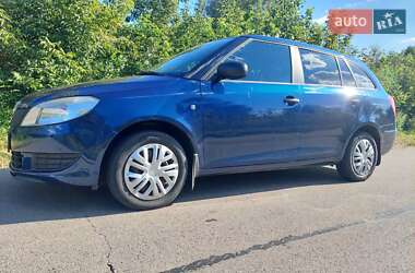 Универсал Skoda Fabia 2010 в Мене