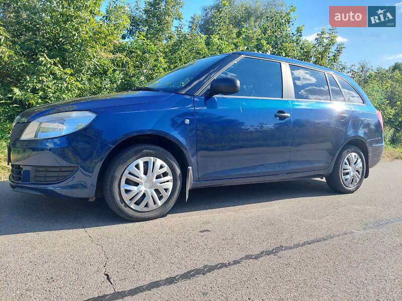 Skoda Fabia 2010 Skoda Fabia 2010