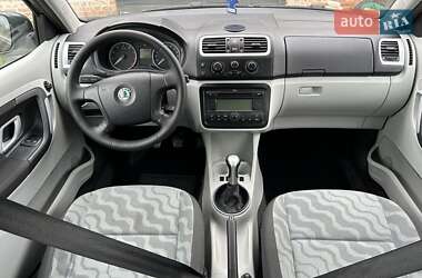 Хэтчбек Skoda Fabia 2007 в 