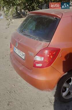 Хэтчбек Skoda Fabia 2007 в 