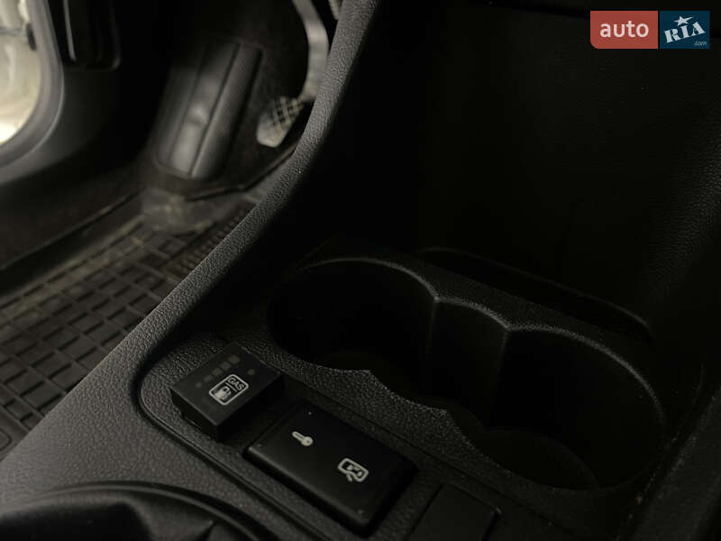 Хэтчбек Skoda Fabia 2012 в Львове