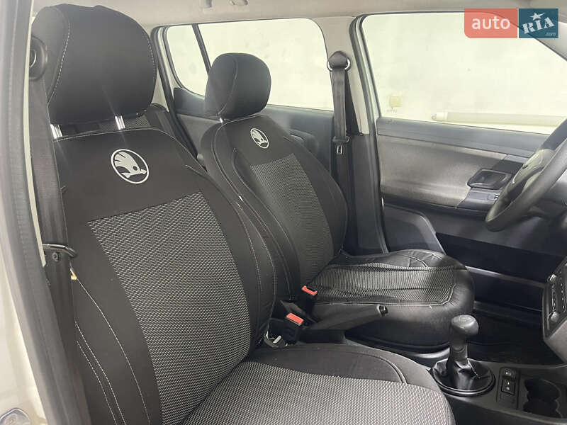 Хэтчбек Skoda Fabia 2012 в Львове