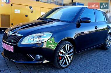 Хэтчбек Skoda Fabia 2010 в Львове